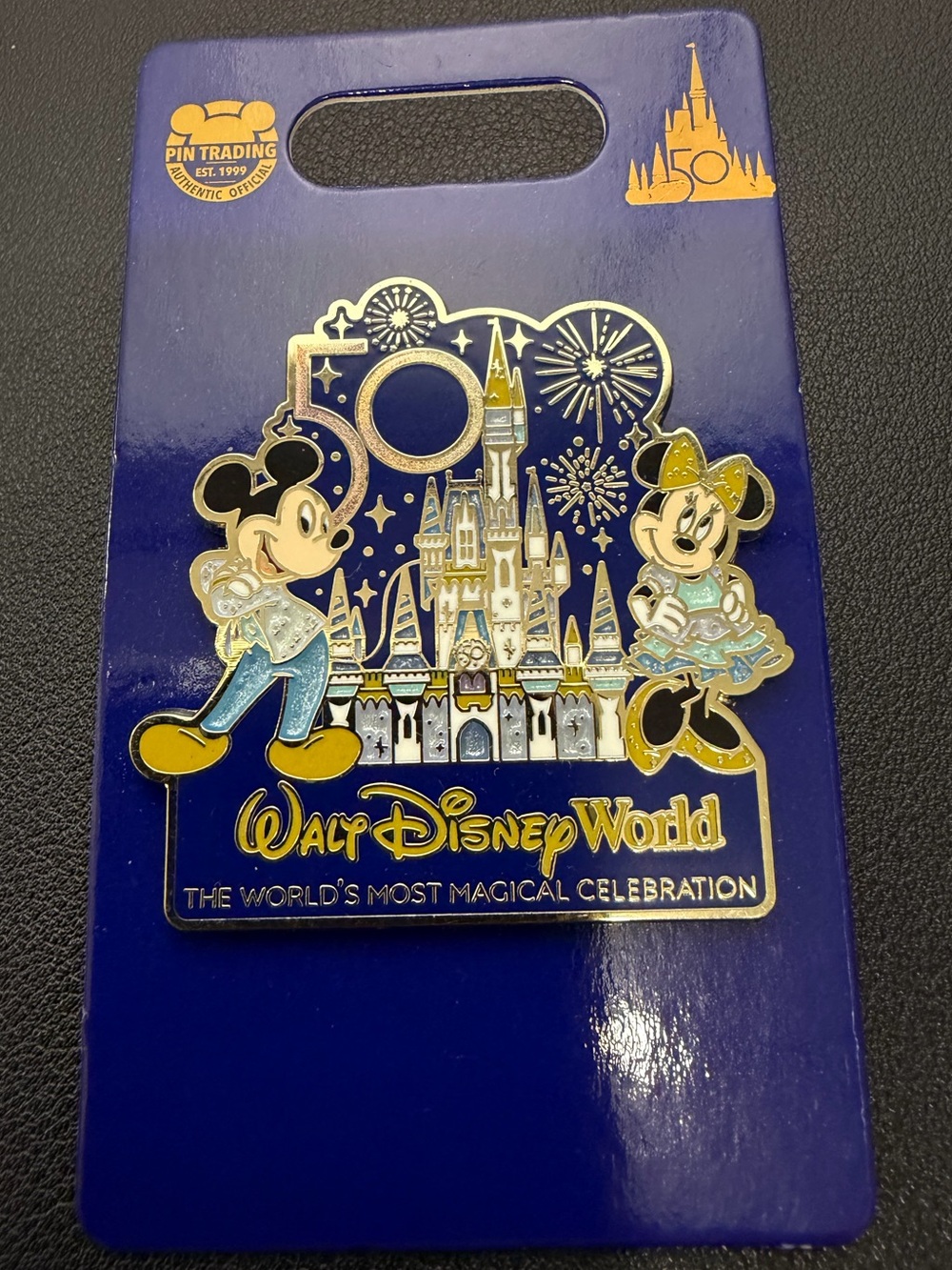 Disney World 50th Anniversary Mickey Minnie Castle Pin Trading